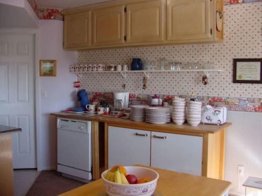Apple Blossom Inn