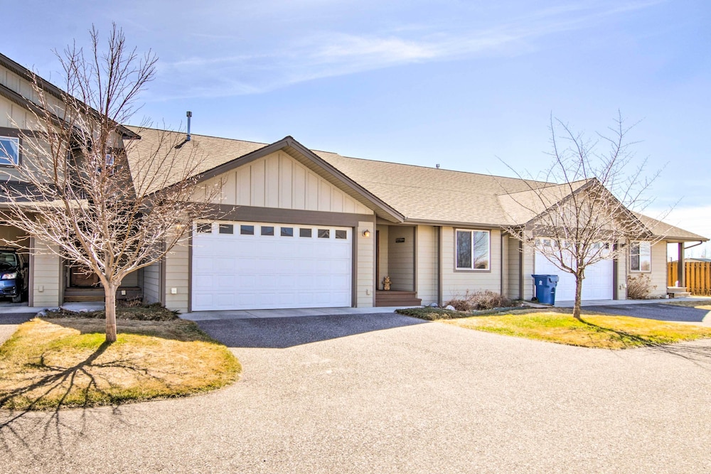 Bozeman Condo w/ Grill ~ 2 Mi to Hot Springs! view 4
