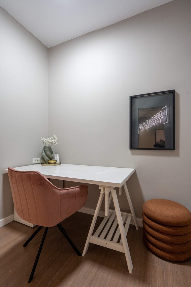 Unique & Fun 3BR by Cismigiu Gardens & Calea Victoriei