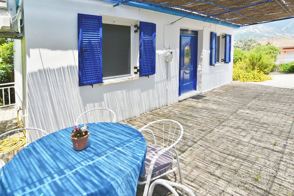 Blue White Apartments - Traditional Village House