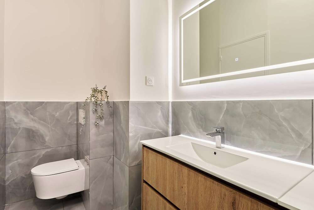 Superb Apartment AC - Buttes-chaumont en Paris