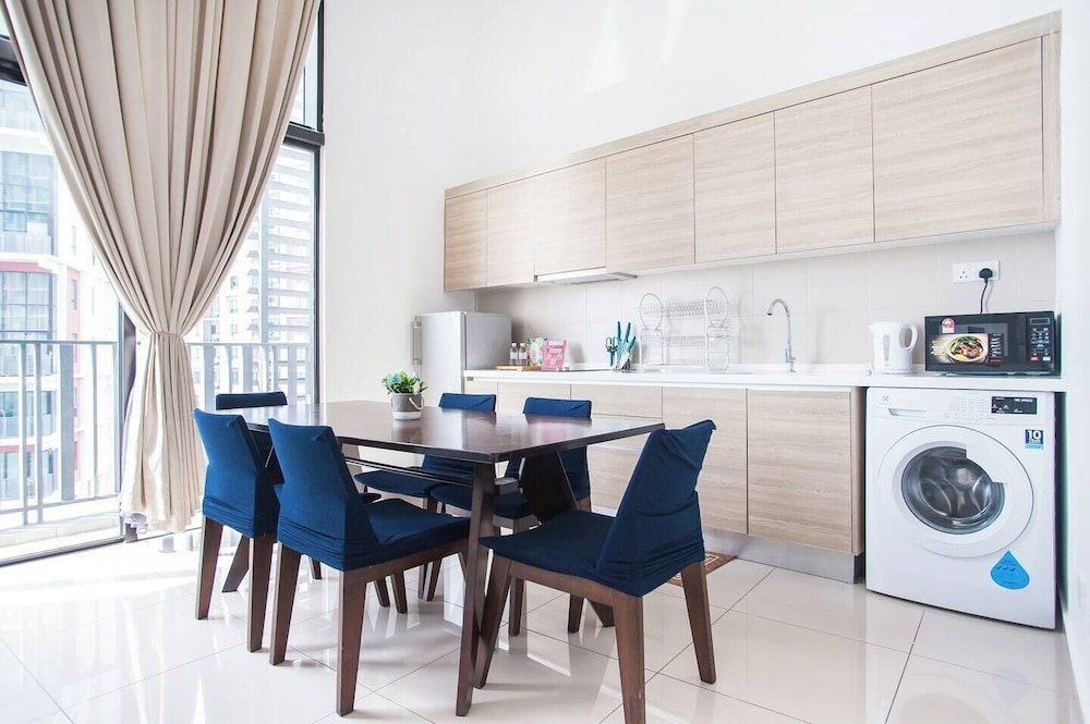 I City Luxury Condo Shah Alam Smarthome