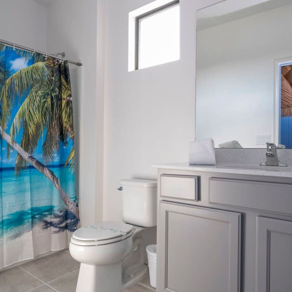6163 Fantastic Home With 12bd