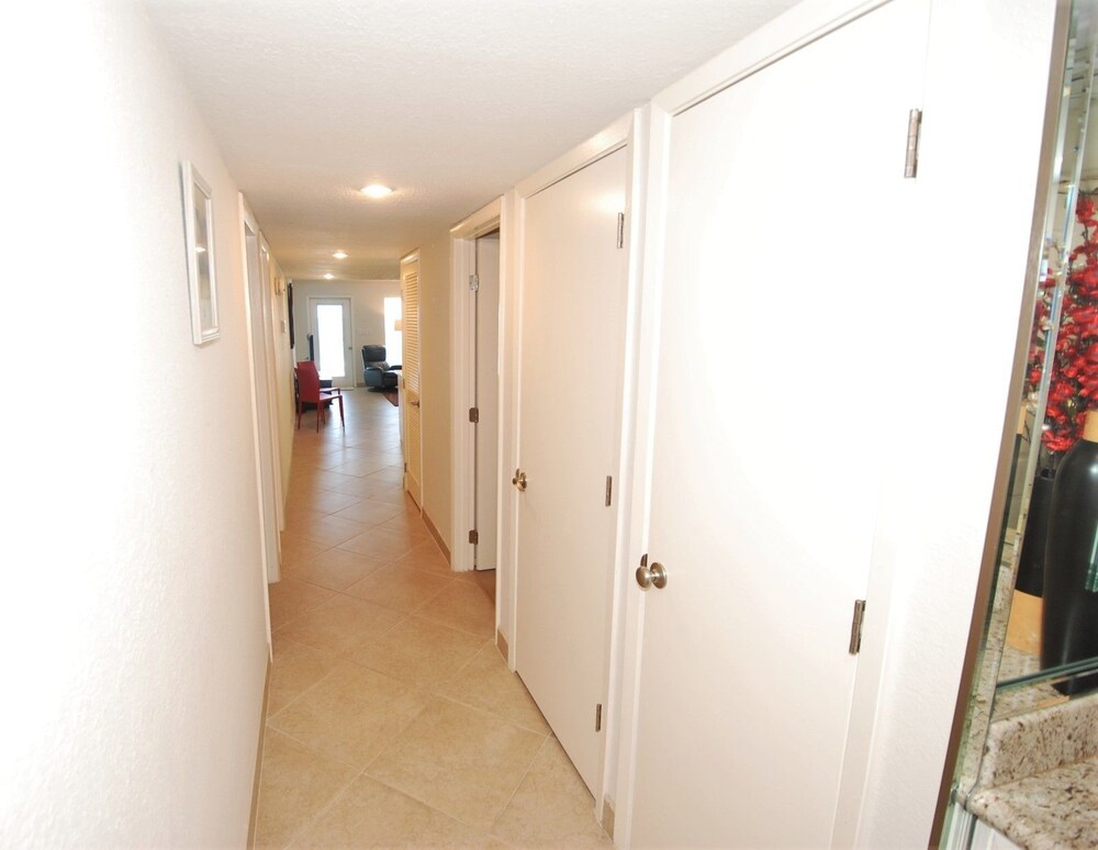 Summit Condo Unit #704 3 Bedroom Condo by RedAwning