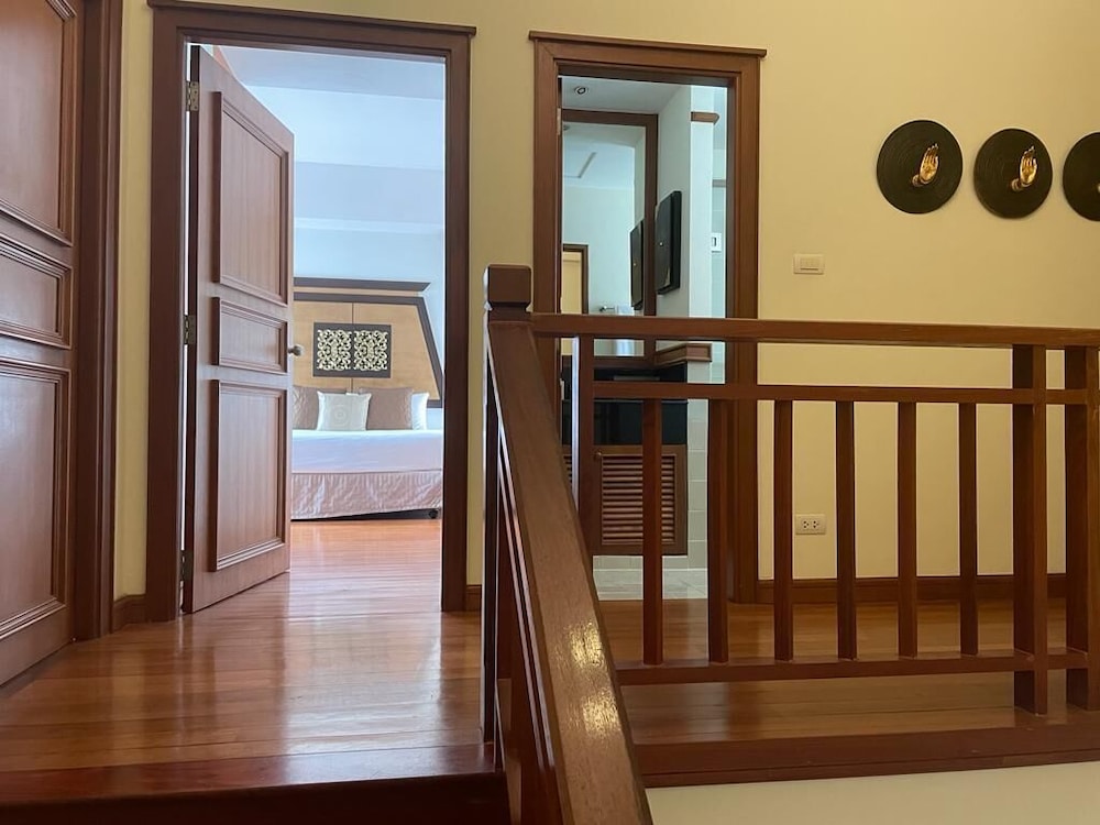 Beautiful 3-bed Villa in Cherngtalay, Thalang
