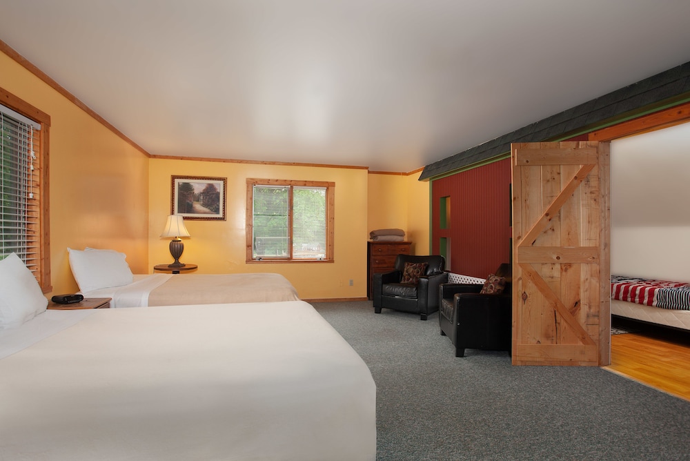 Birchcliff Resort