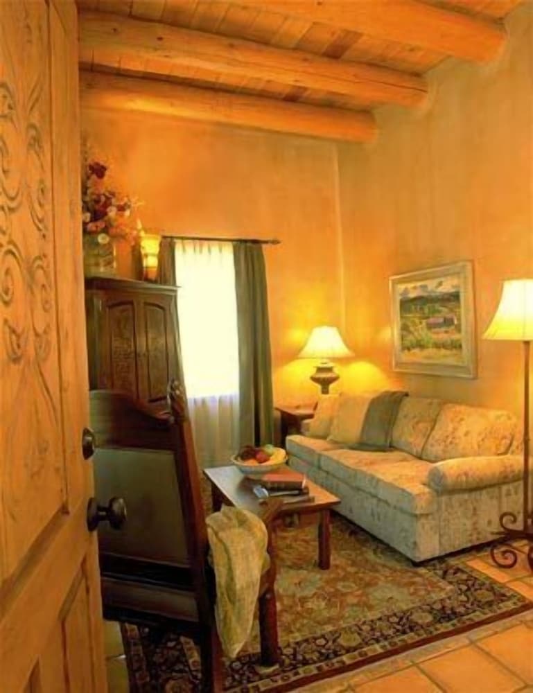 El Farolito Bed & Breakfast Inn