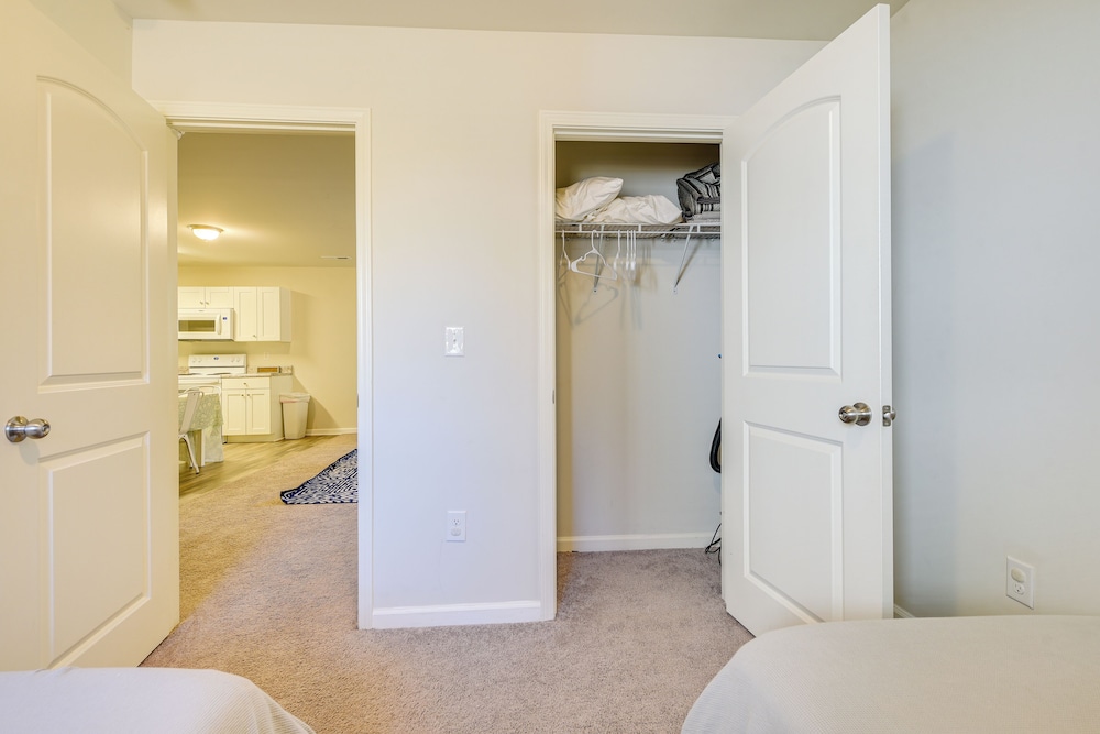 9 Mi to Shore: Family-friendly Sunset Beach Home