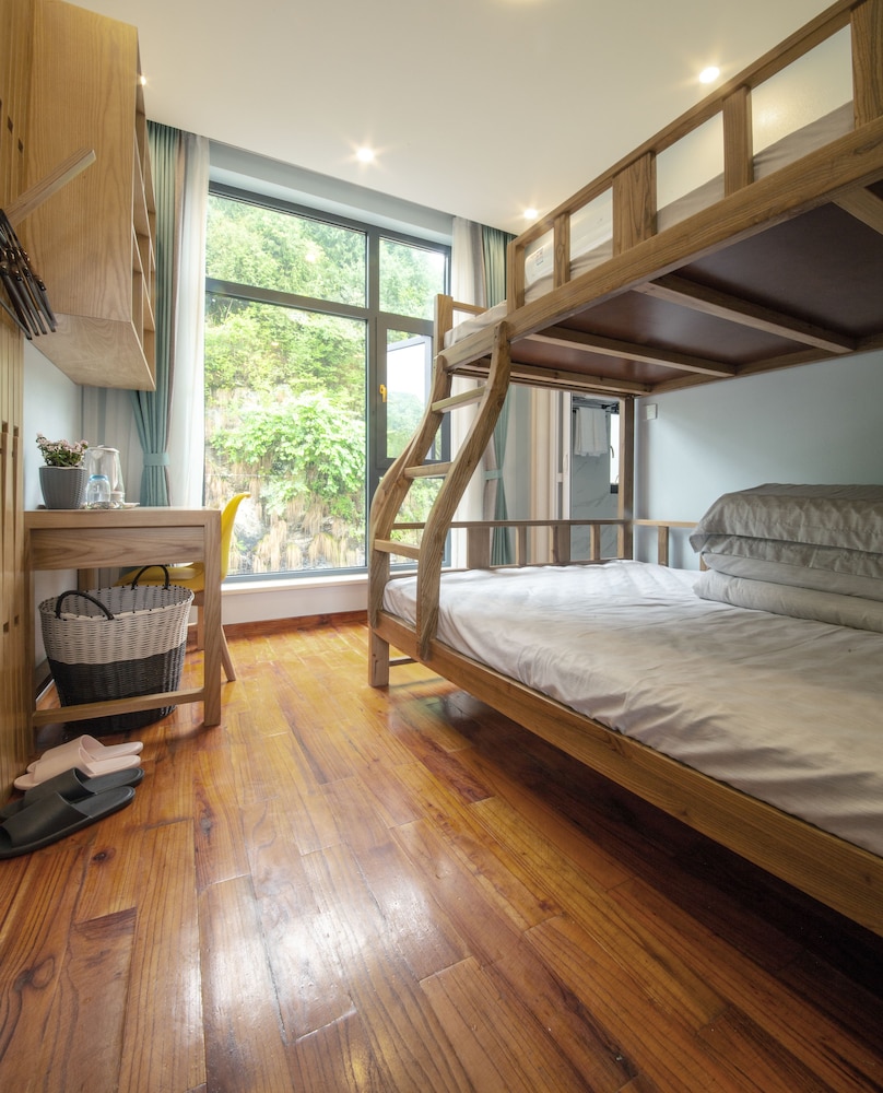 Country Road Villa