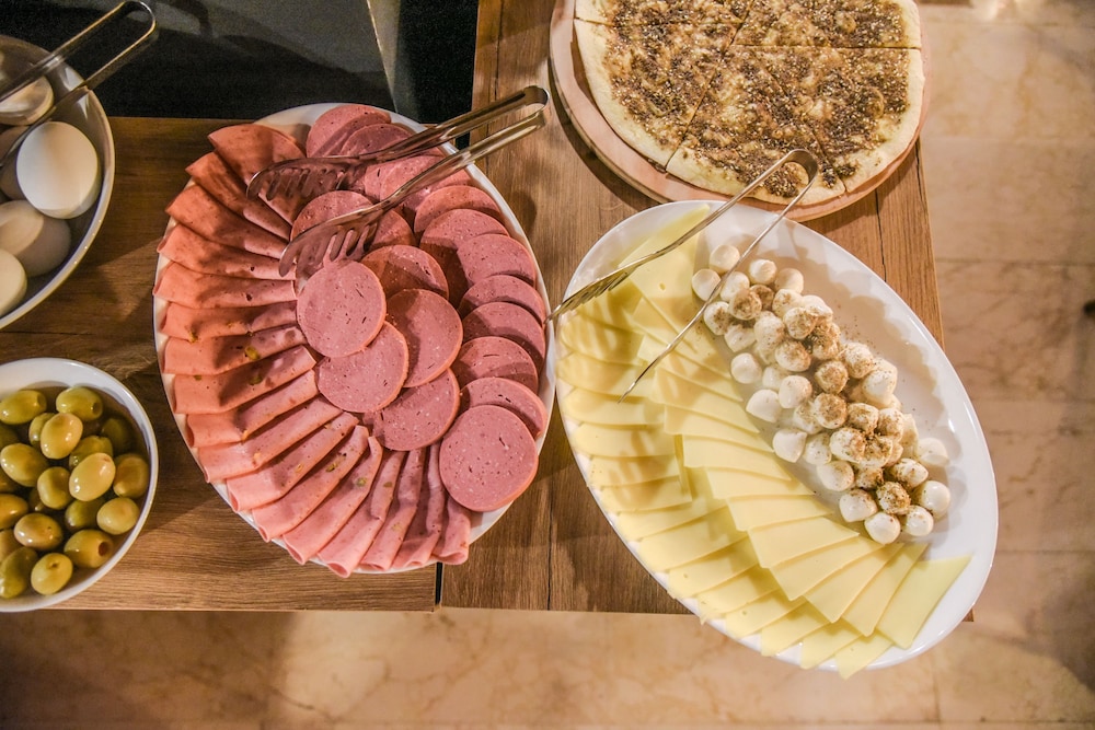 Luxir Hotel - Image 17