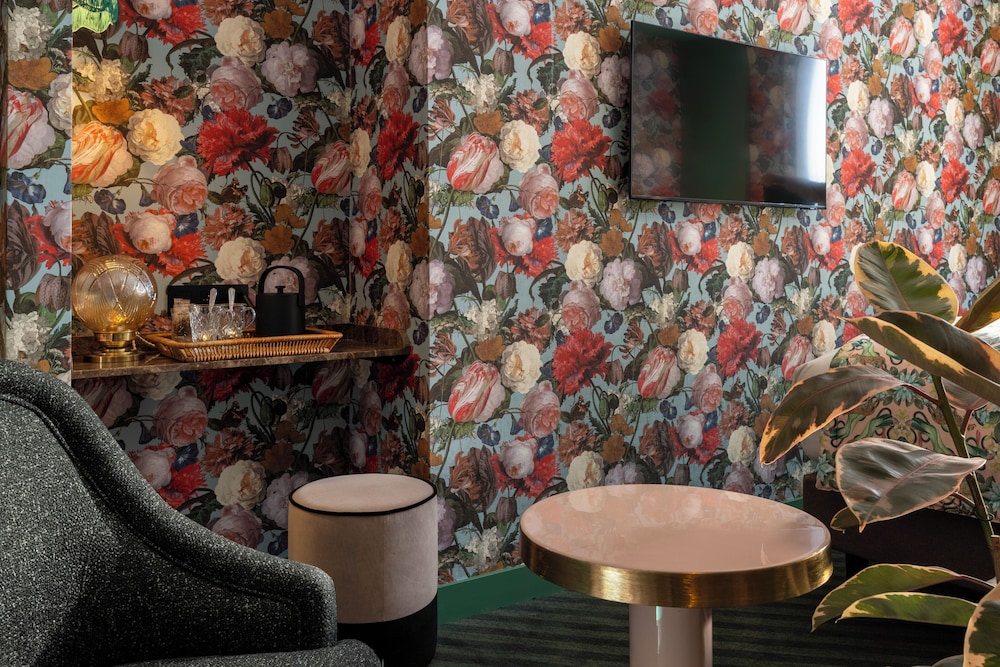 Hotel Ginette à la Folie - Image 1