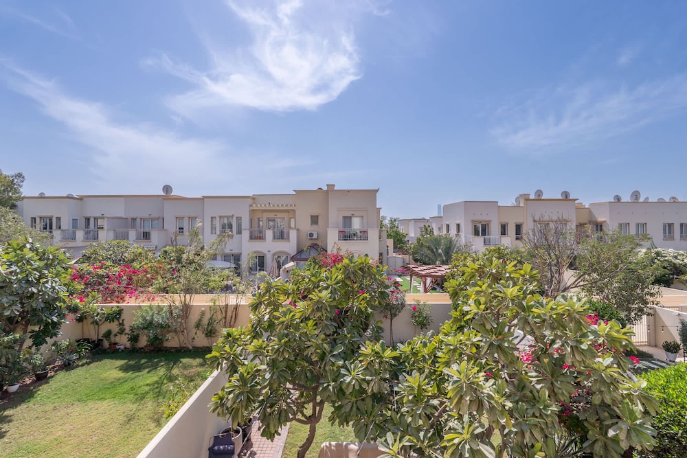 Emirates Living s Fascinating Villa for Everyone