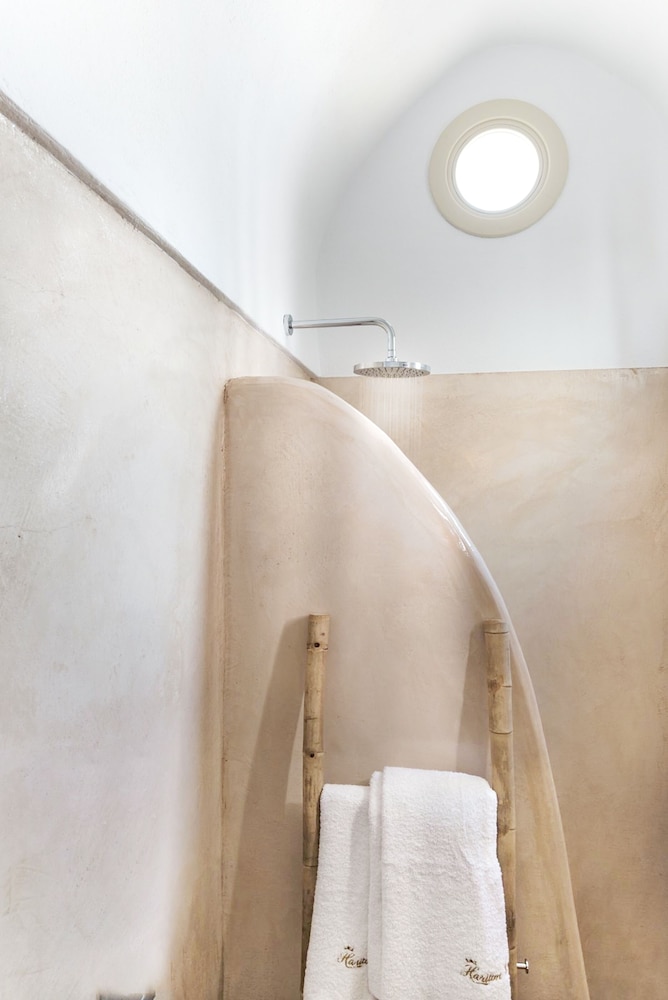 Luxury Villas Hariton