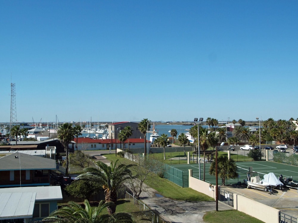 Harbor View CV411
