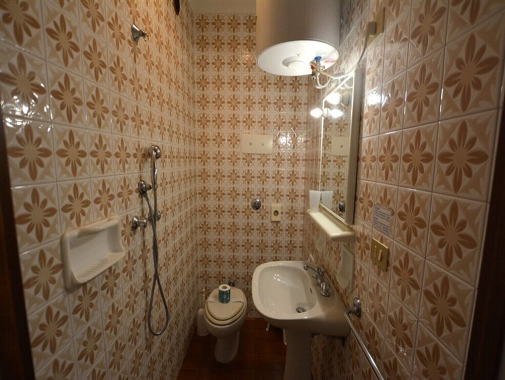 Fantastic Flat With Pool View Just Steps From the sea