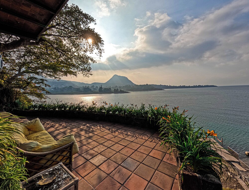 Amankaya Atitlan Lake House