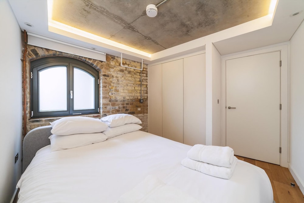 Industrial-chic Flat Near Tower Bridge
