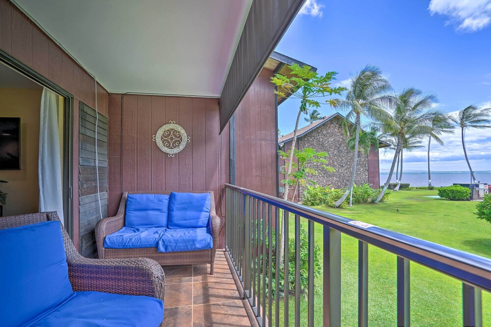 Breezy Kaunakakai Retreat w/ Community Pool!