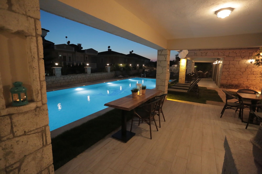 Fizzio Alaçatı Hotel - Image 9