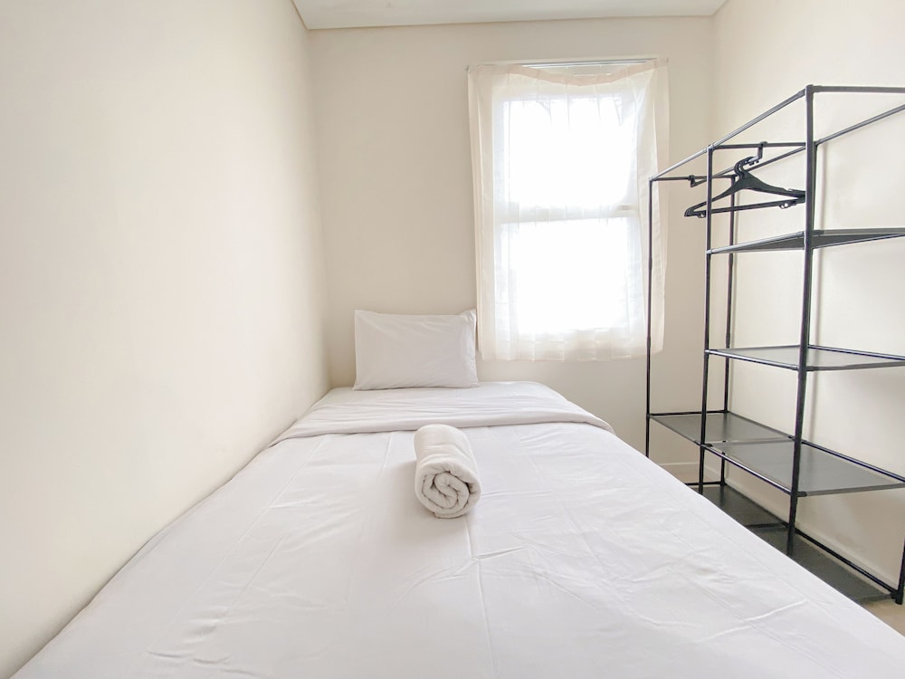 Simply And Cozy 2Br Apartment At Parahyangan Residence