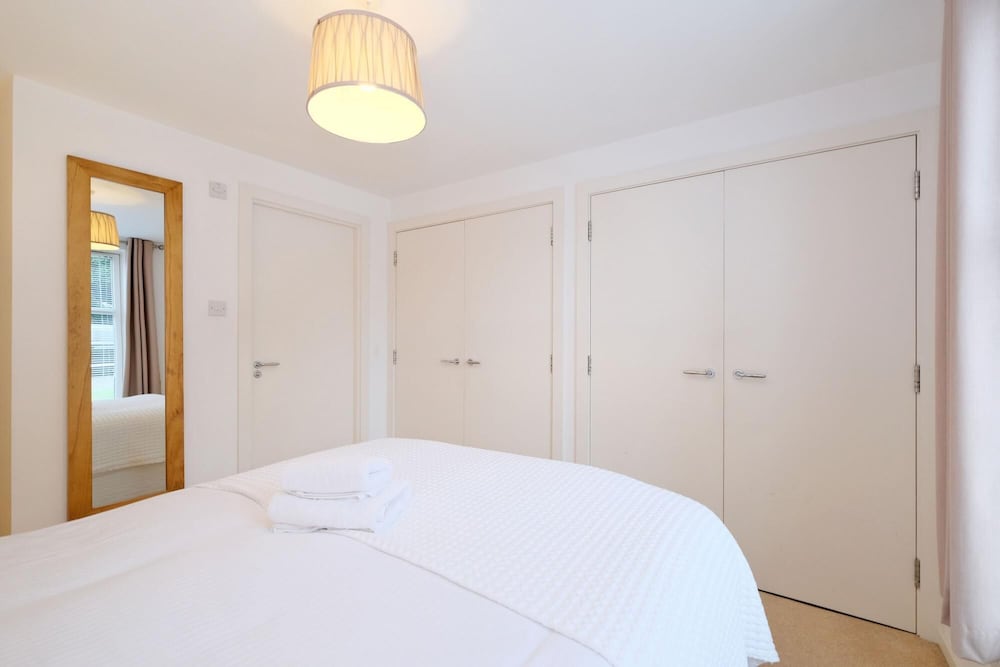 A Contemporary Apartment With Transport Links to Aberdeen City