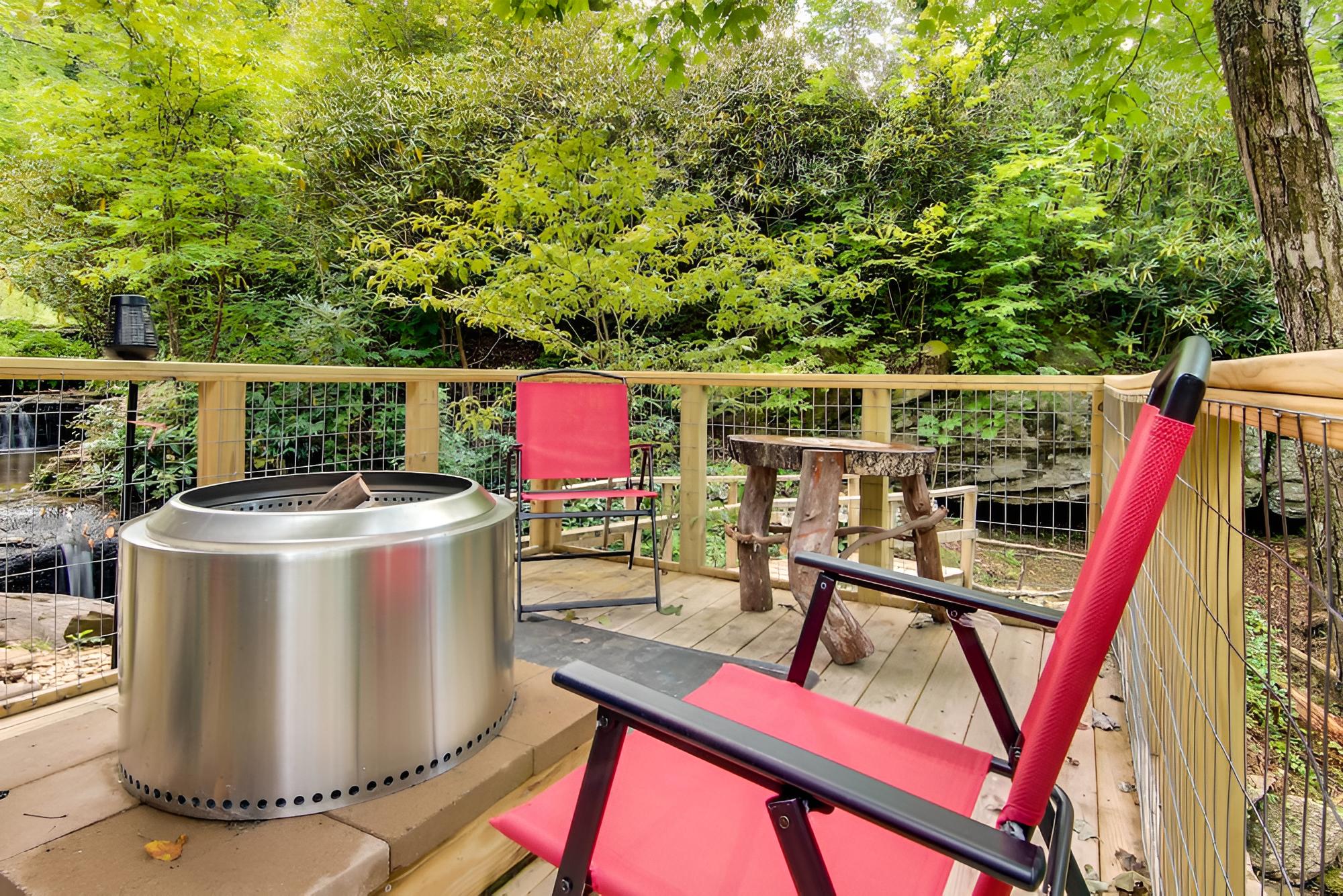 Pisgah Forest Cabin w/ Mountain + Waterfall Views! view 5