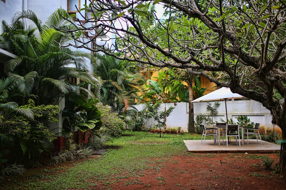 Beach Gate Bungalows CGH Earth