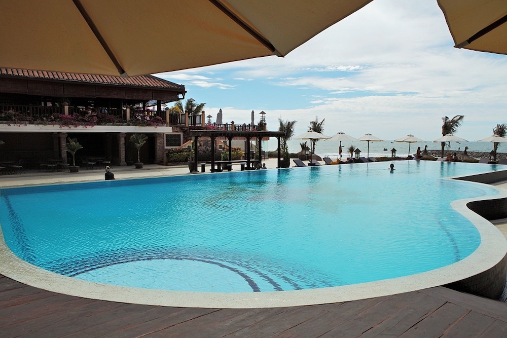 Poshanu Resort