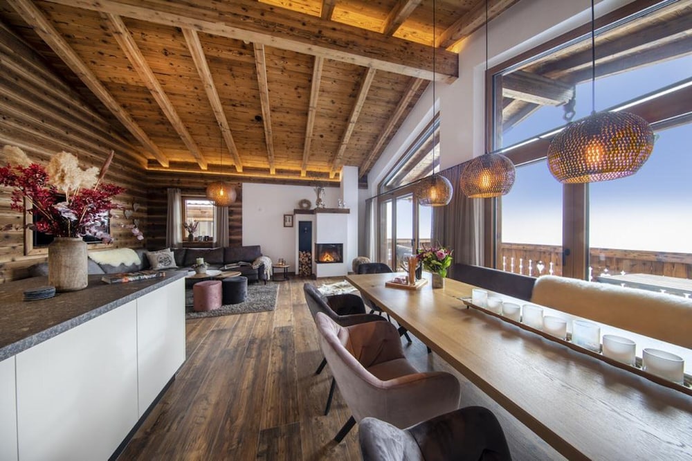 Chalet in Neukirchen Near Wildkogel Ski Slope