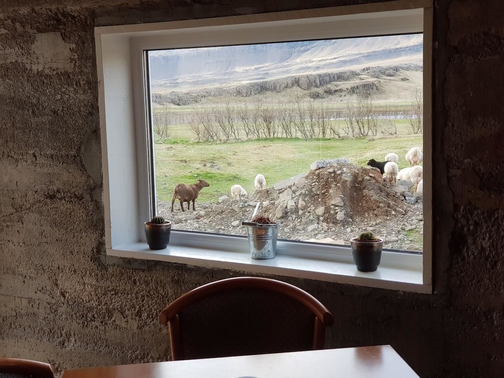 Bragdavellir Cottages