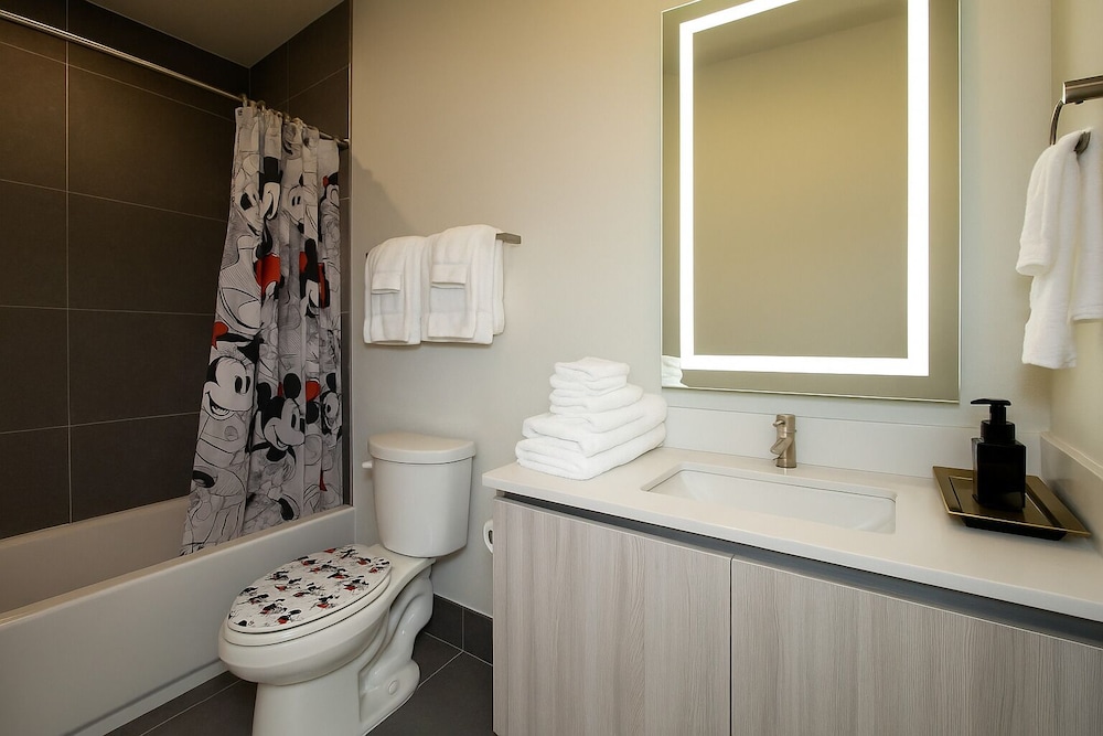 Brand New Luxury House in Clermont