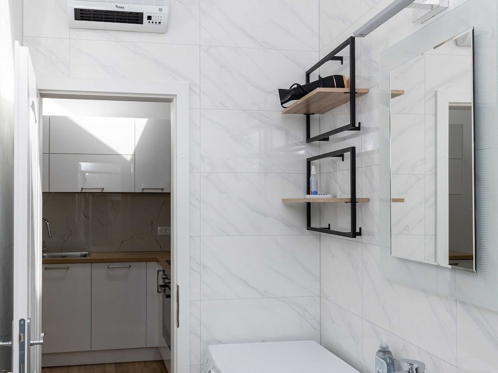 Apartment Thon - One Bedroom Apartment With Terrace and Garden View