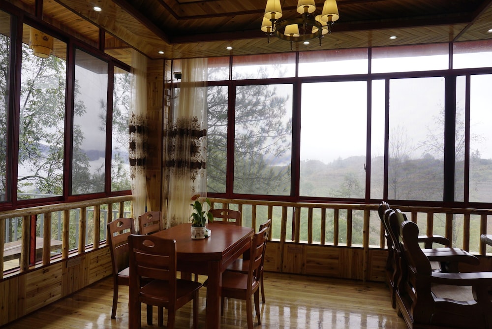 Longji Rice Terraces Hostel