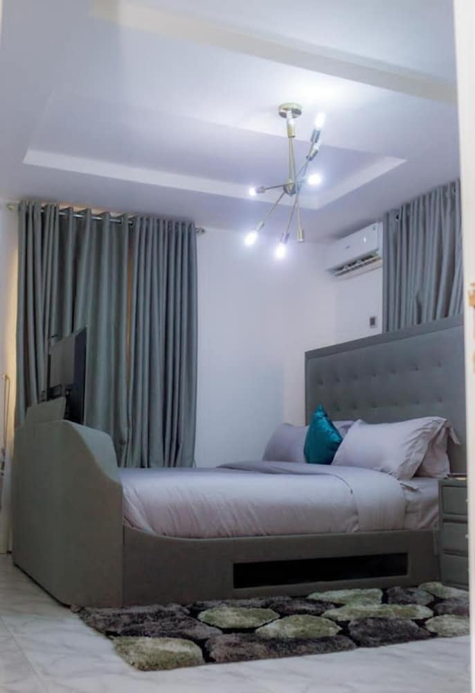 Luxury Apartment With sea View in Lekki/ajah view 3