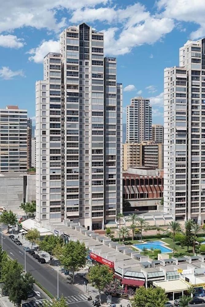 APARTAMENTOS GEMELOS 20 - BENINTER