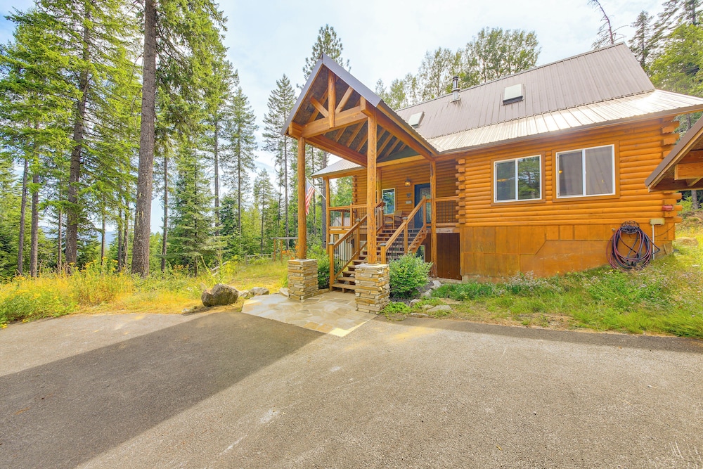 Cabin Near Lake Pend Oreille & Dtwn Sandpoint view 5