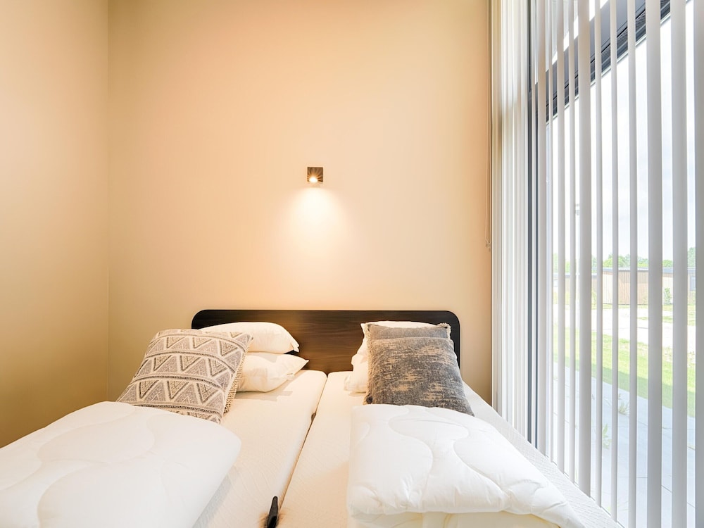 Holiday Home Near Kaag Lakes and Leiden Canals
