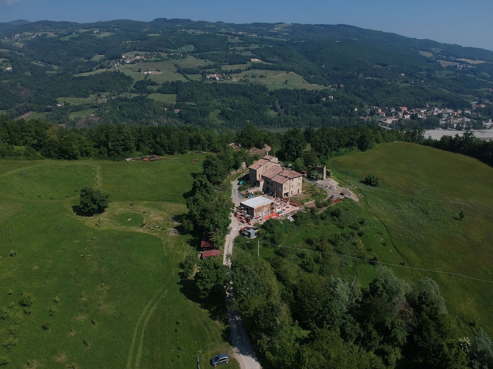 Sacreterre Room  Breakfast - Property Image 21