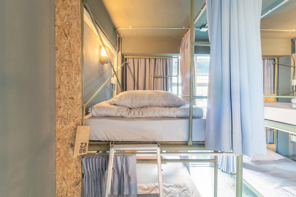 Zhelter'BKK - Hostel