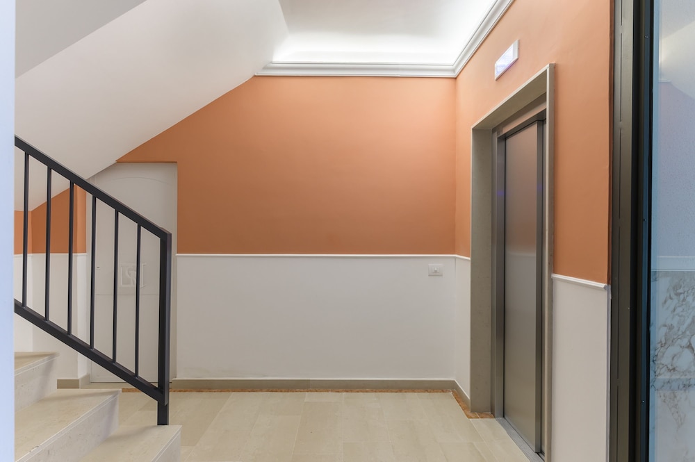 Palazzo Murat - One-bedroom Apartment With Balcony by Wonderful Italy