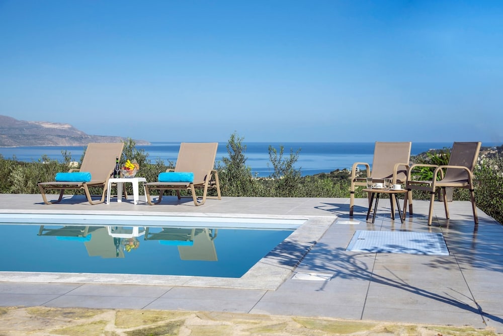 Villa Konstantinos Hilltop Vineyard Escape
