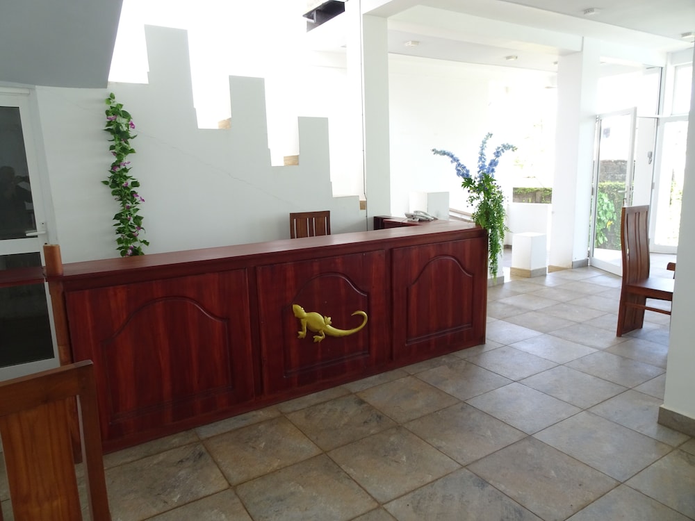 Moragalla Beach Home Guesthouse (Newly opened hotel) view 2