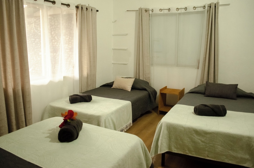 Hostal Vaianny