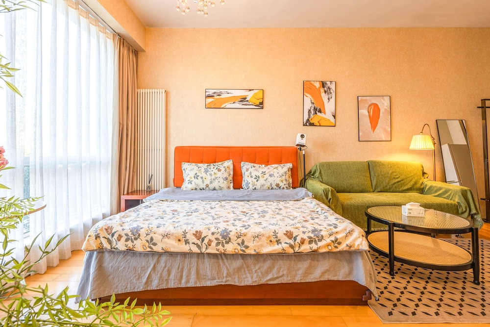 Beijing Furnished Apt with Queen bed