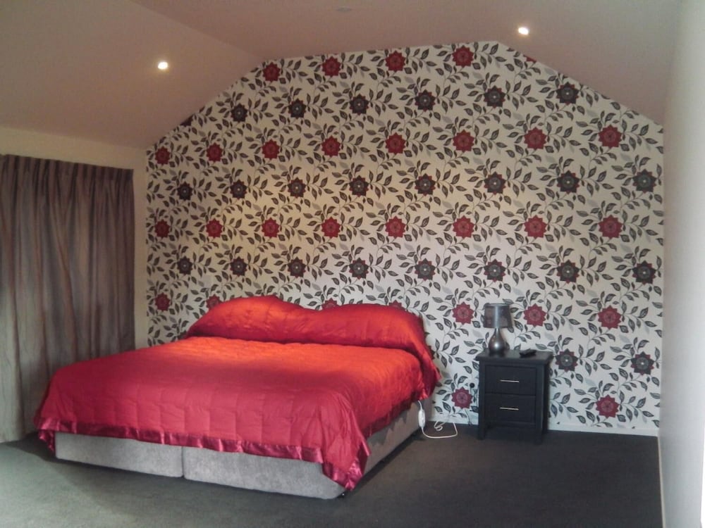 Golf Course Road Chalets — photo 27