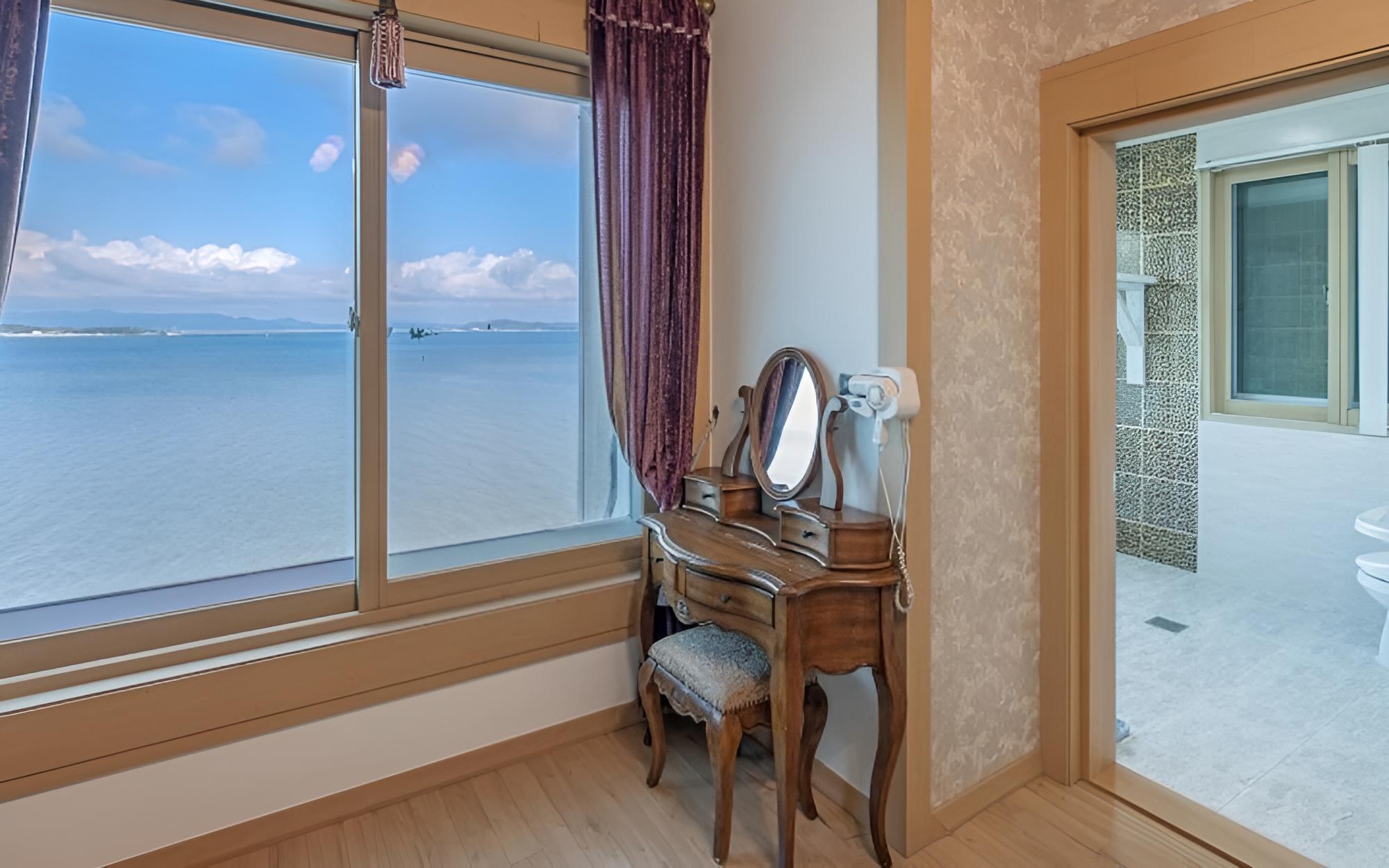 Photo 32