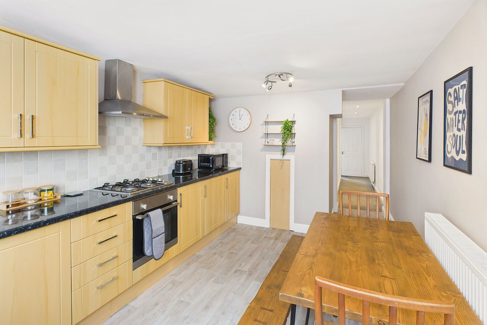 Host Stay The Coastal Retreat in Saltburn