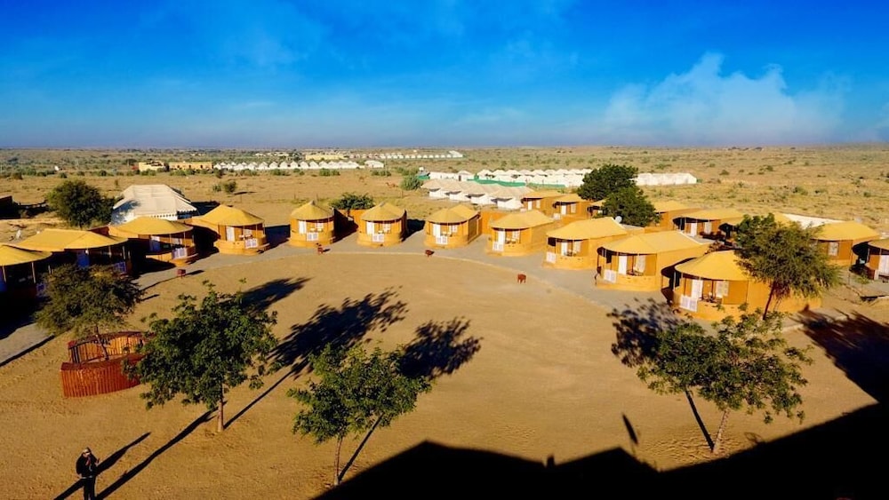 Dune safari camp & resort view 2