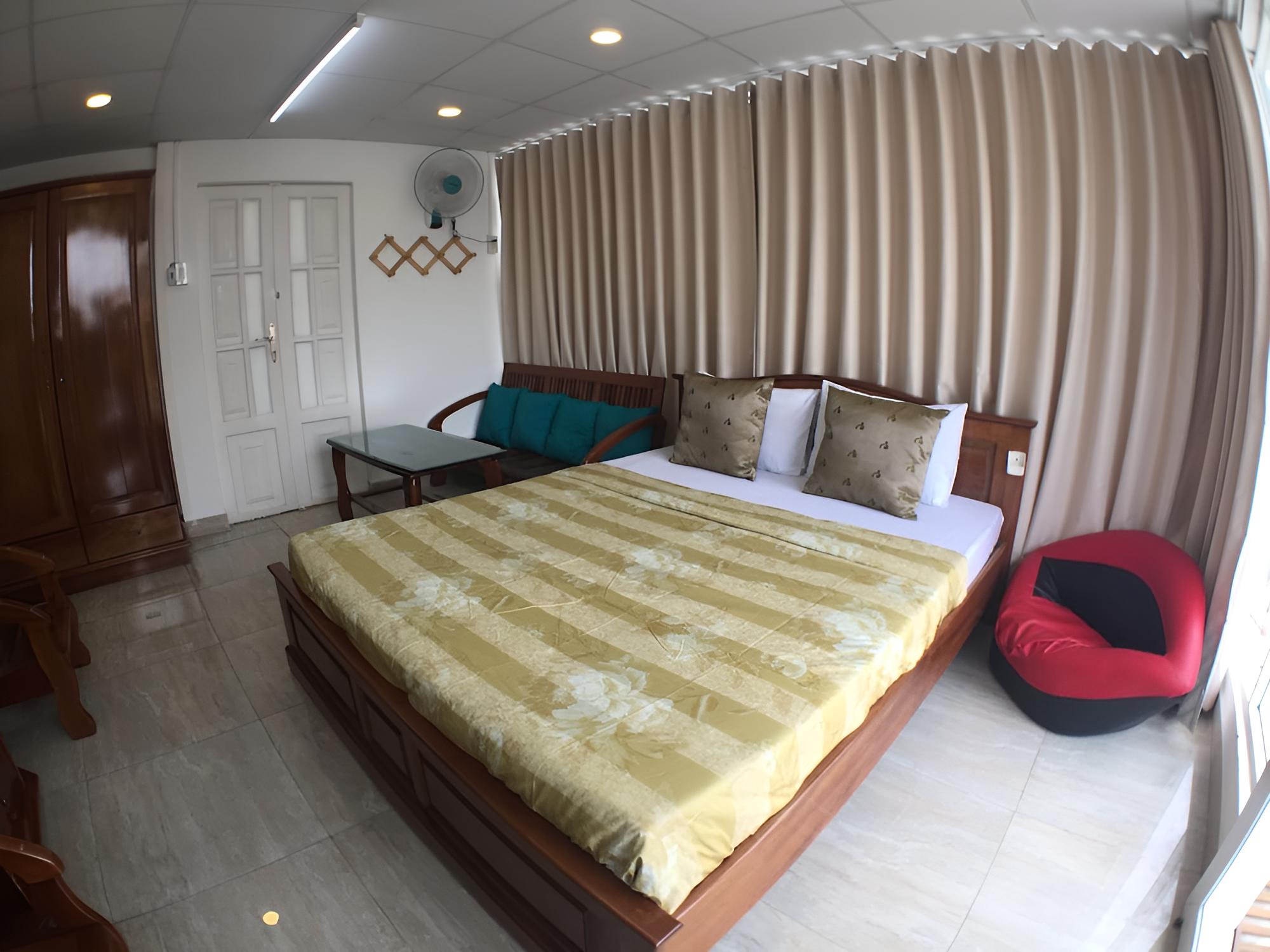 Funny Guesthouse