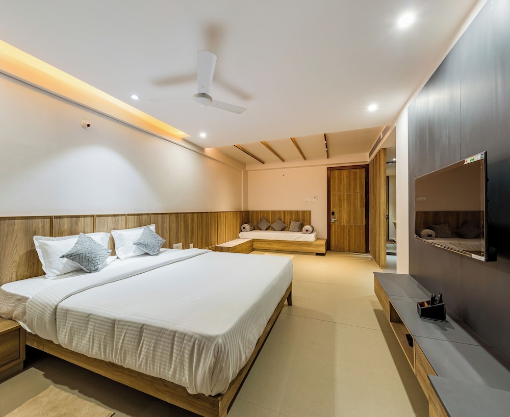 Silverbill Resorts